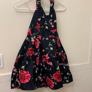 Halter backless dress with flower pattern